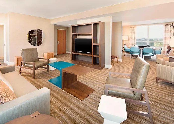 The Westin Chicago North Shore 4*