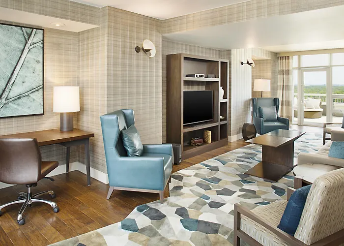 The Westin Chicago North Shore 4*