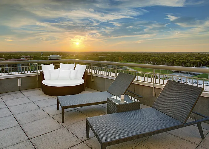 Hotel The Westin Chicago North Shore 4*