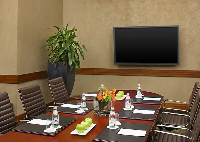 Hotel The Westin Chicago North Shore 4*